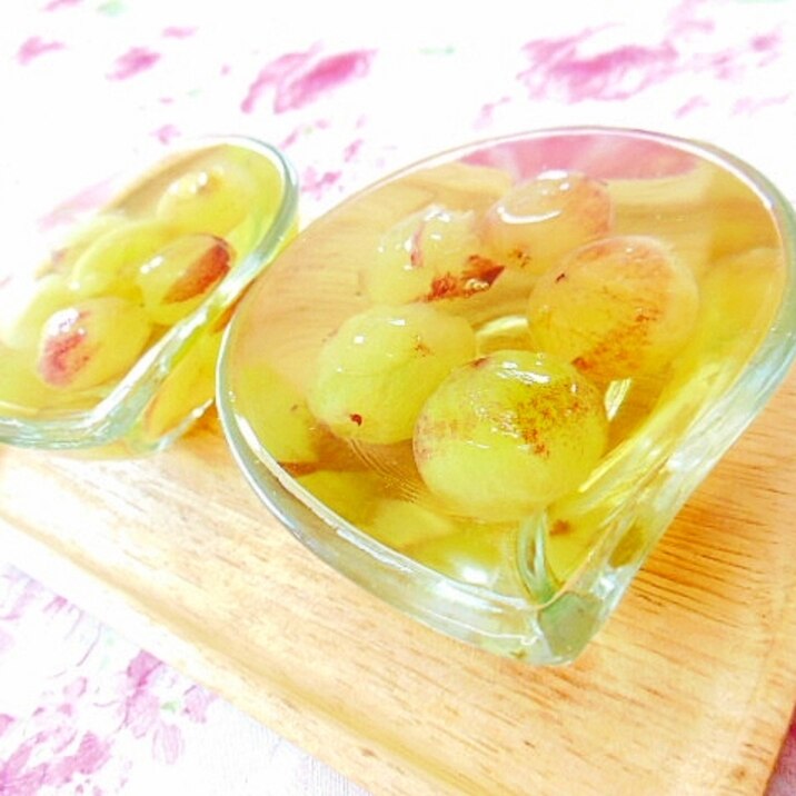 ❤コントレックスと葡萄とキュラソーと檸檬のゼリー❤